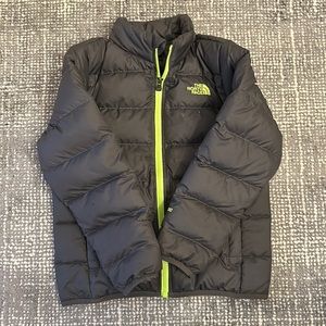 Boys The North Face 550 winter puffer
